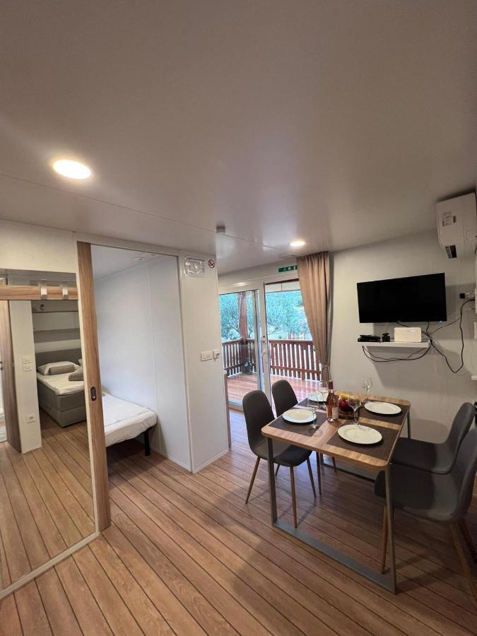 Mobile House F&L Villa บีโอกราดนาโมรู ภายนอก รูปภาพ